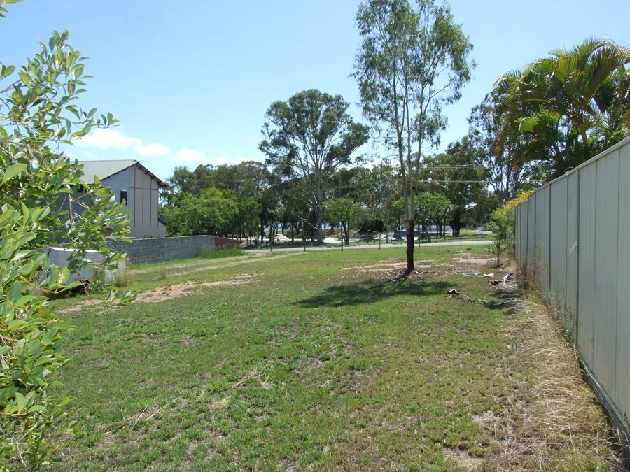 35 Wyndham Avenue, Boyne Island QLD 4680, Image 0