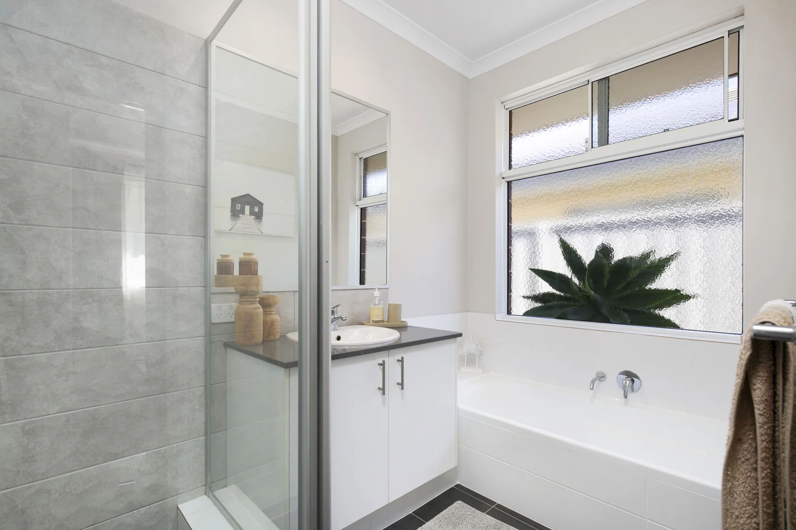 Additional image 24 of 5 Wading Place, Lake Coogee WA 6166