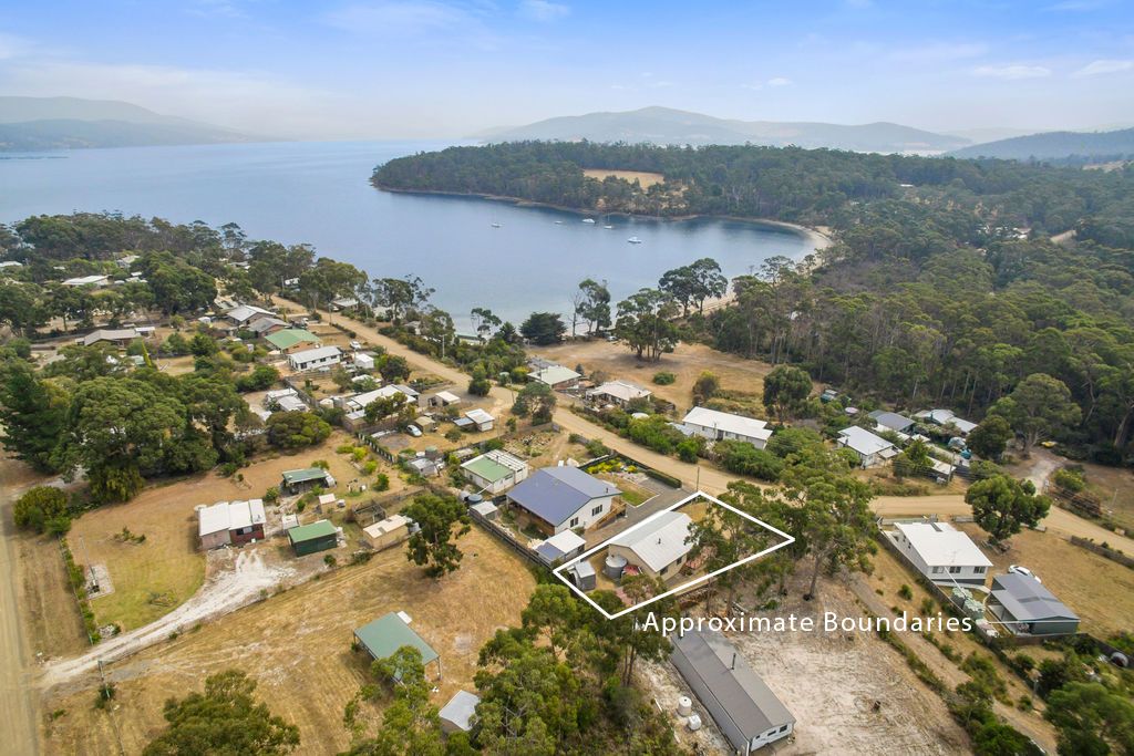 55 Flakemores Road, Eggs And Bacon Bay TAS 7112, Image 1