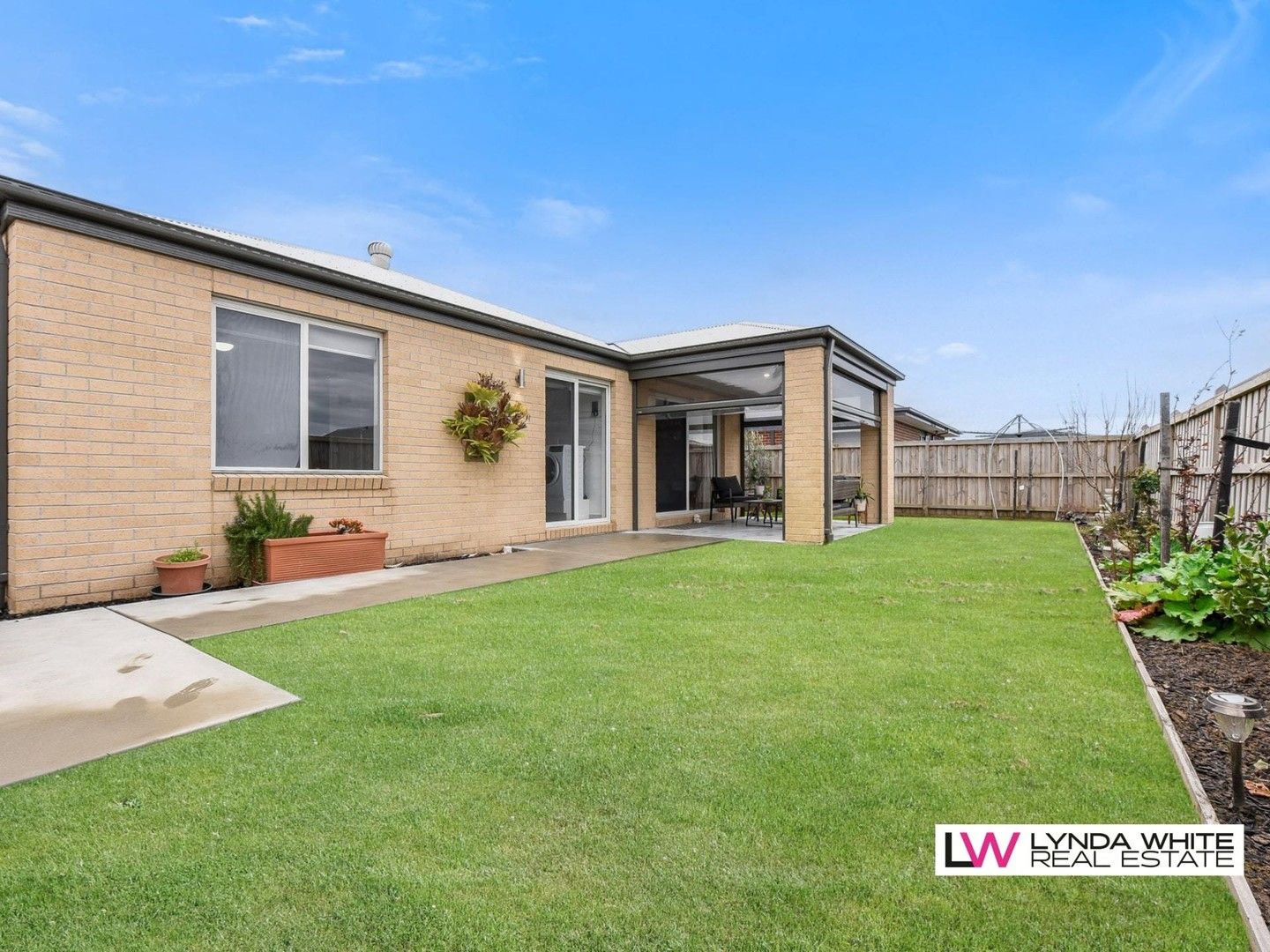 16 Seacrest Drive, Cowes VIC 3922, Image 0