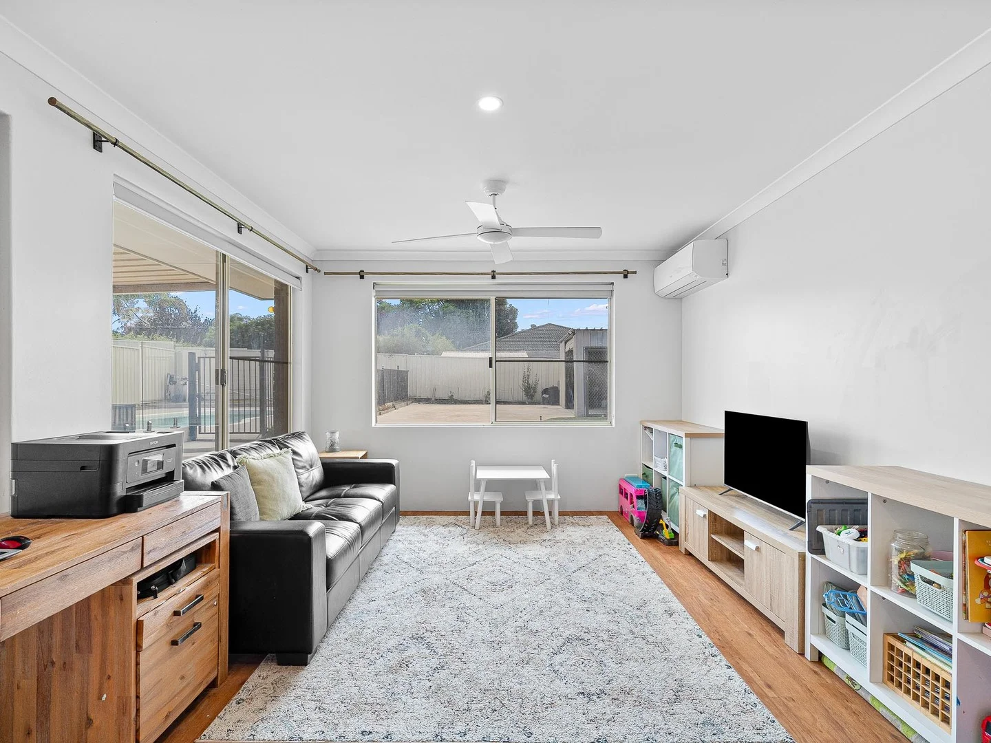 13 Kangaroo Paw Drive, Greenfields WA 6210