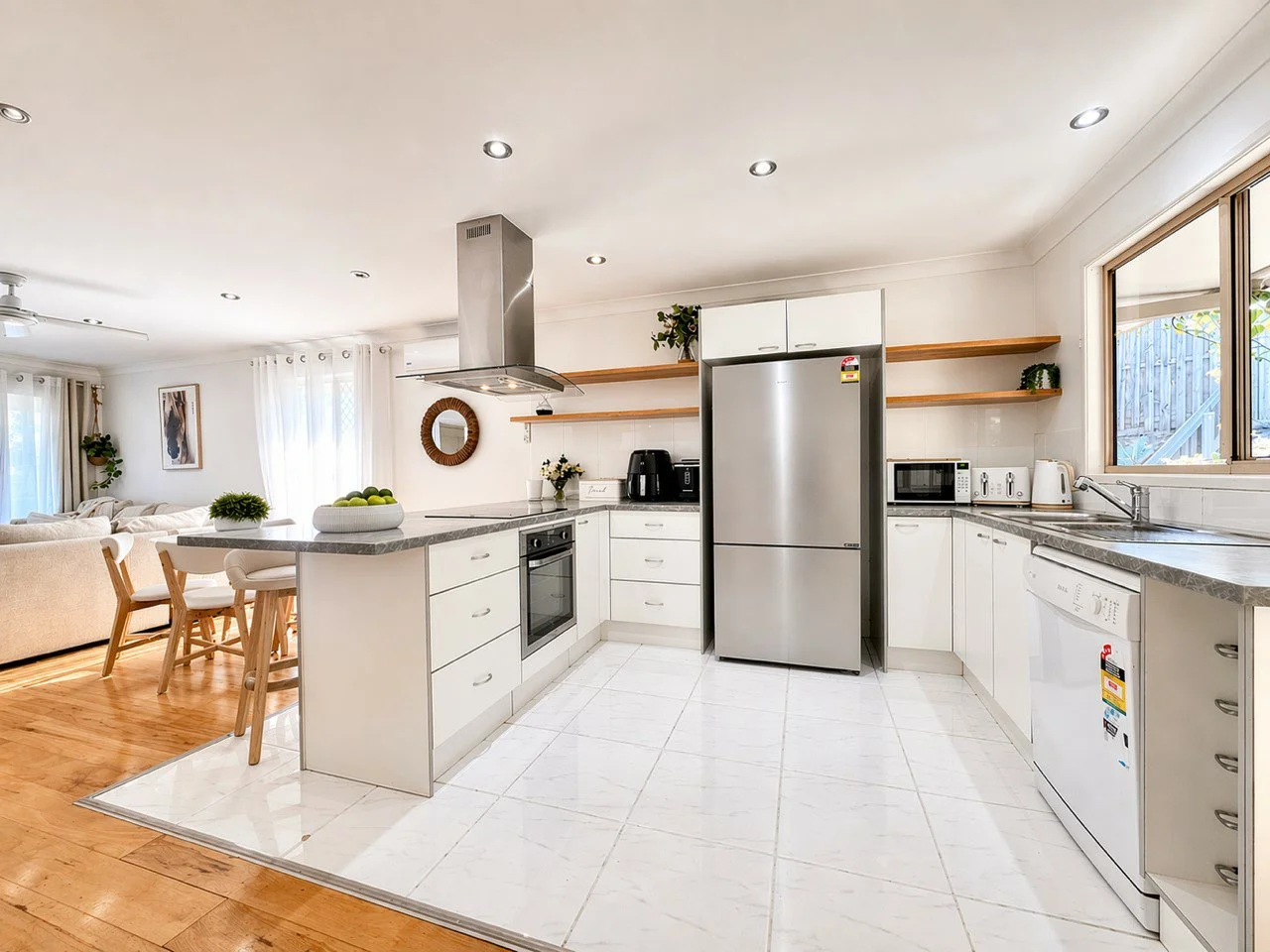 Additional image 7 of 6-10 Bourton Road, Merrimac QLD 4226