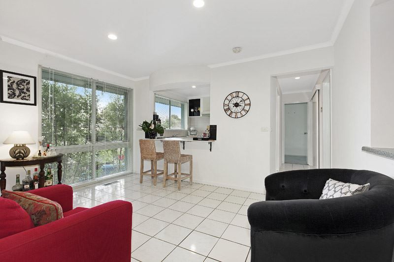 1/14 Marykirk Drive, Wheelers Hill VIC 3150, Image 2