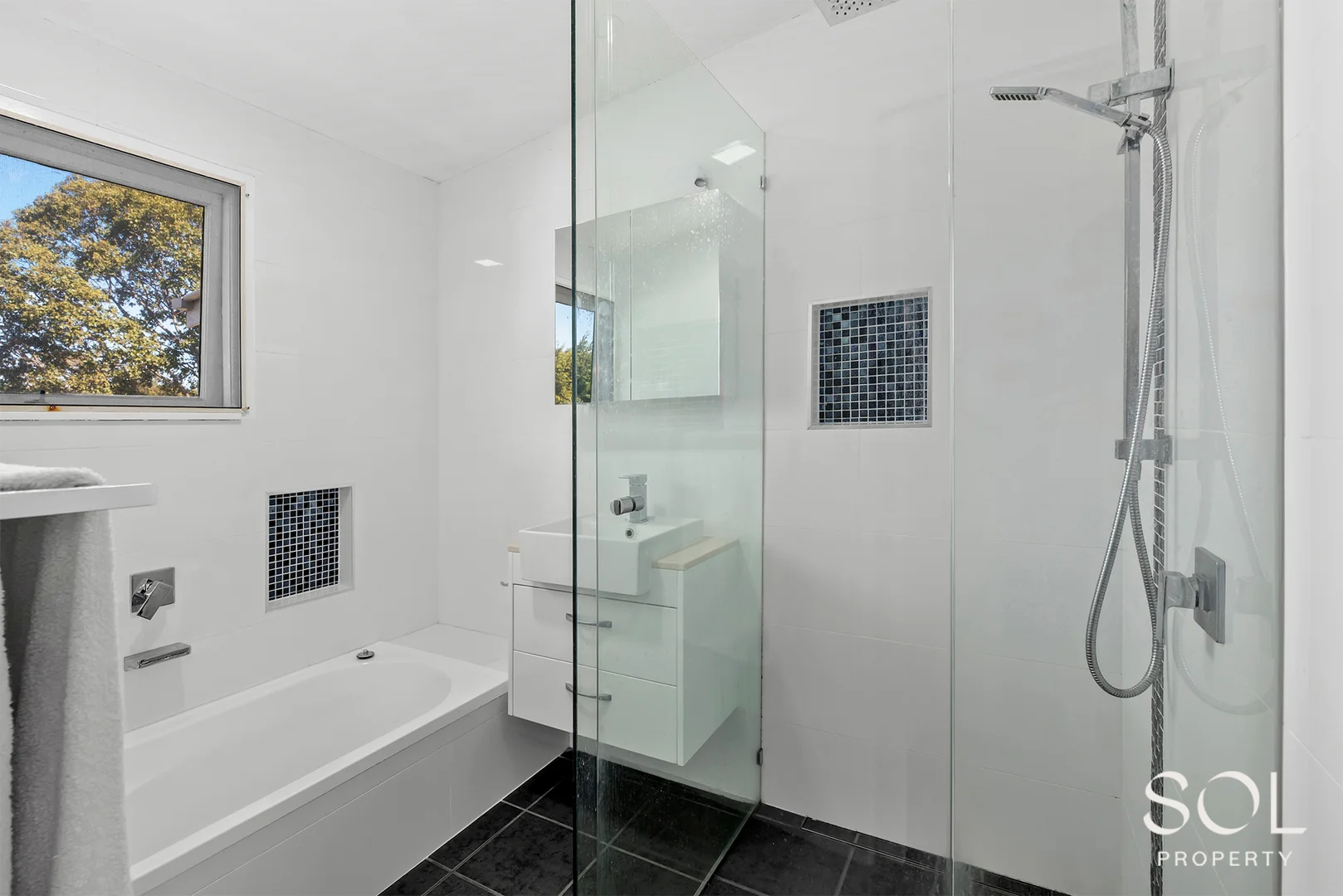 Additional image 11 of 118 Nearra Street, Deagon QLD 4017