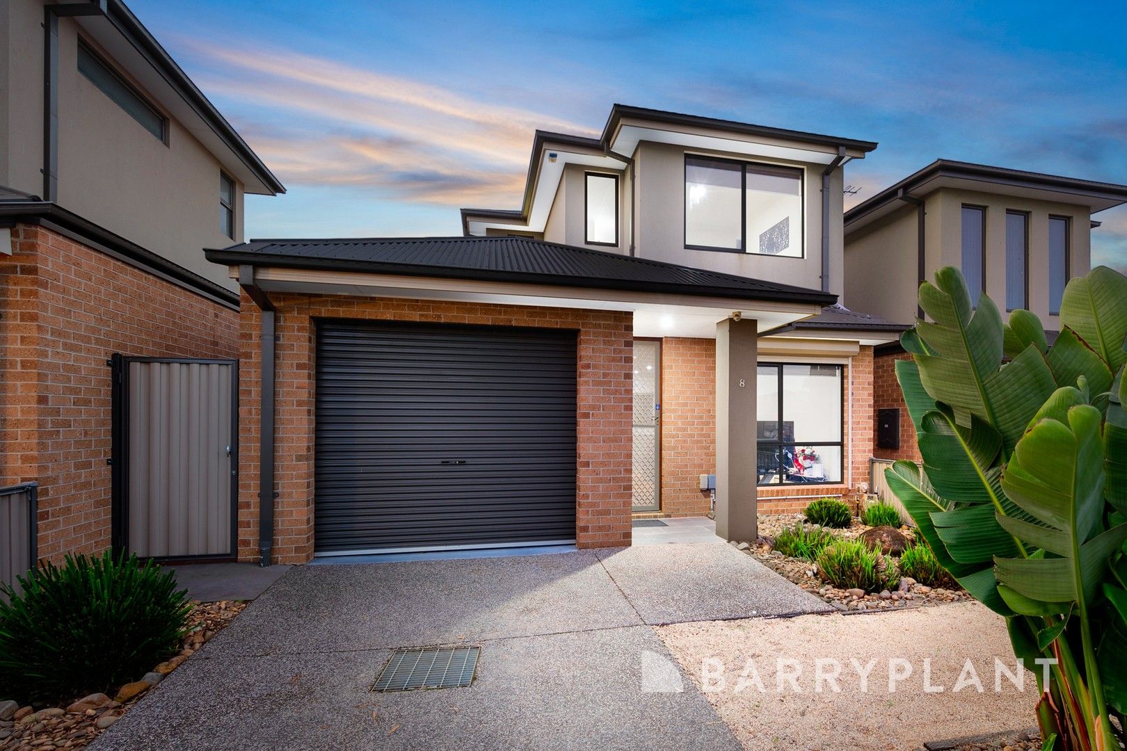 2/8 Damte Place, St Albans VIC 3021, Image 0