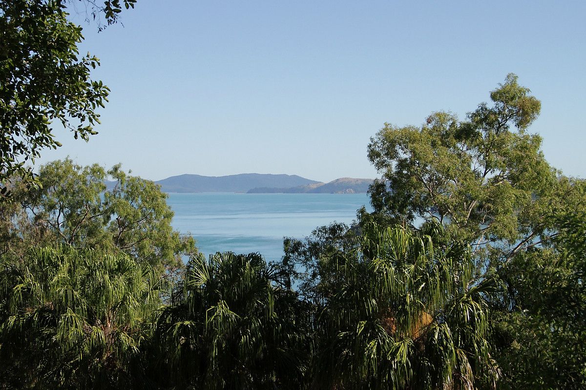 Sunset Waters 17/3 Banksia Court, Hamilton Island QLD 4803, Image 0