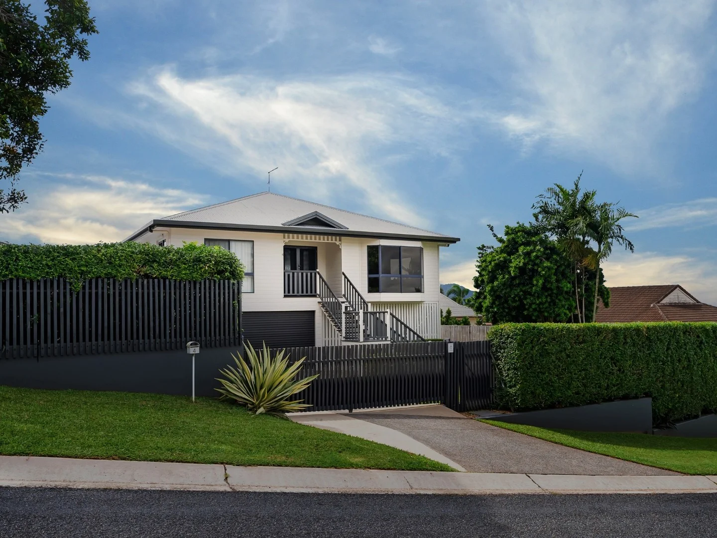 4 Rosemont Court, Mooroobool QLD 4870