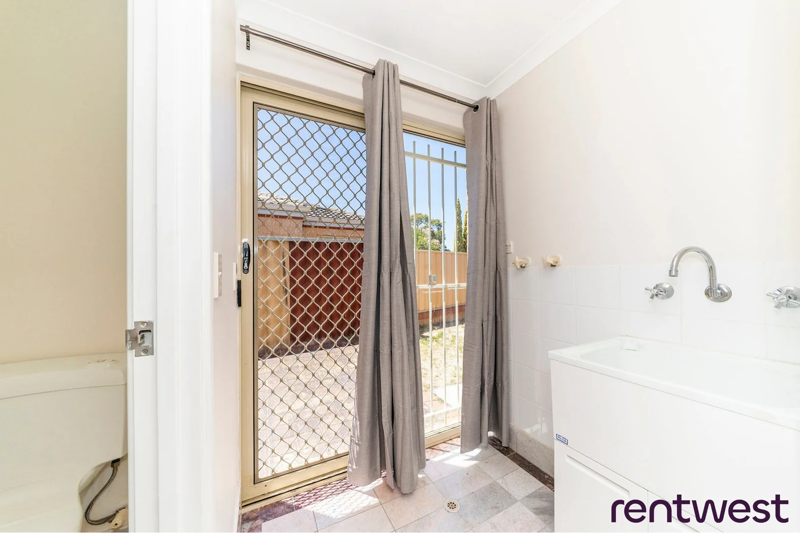 Additional image 24 of 8/61 Rochester Avenue, Beckenham WA 6107