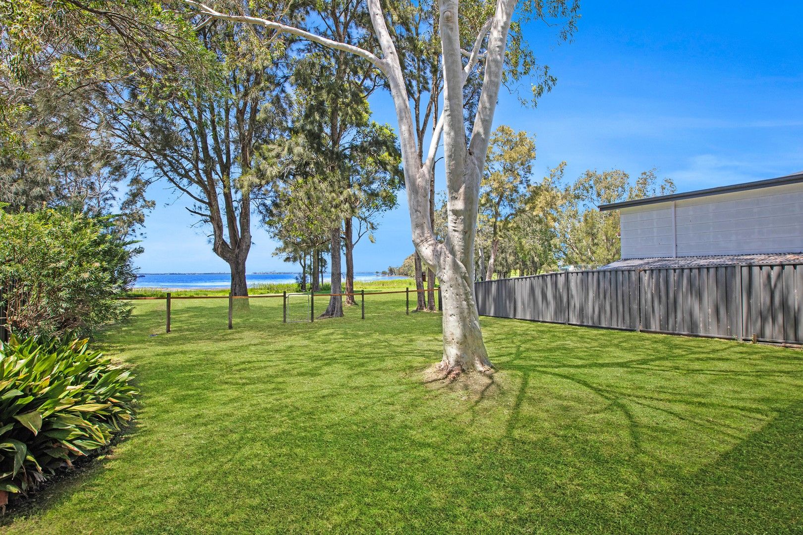 460 Tuggerawong Road, Tuggerawong NSW 2259, Image 0