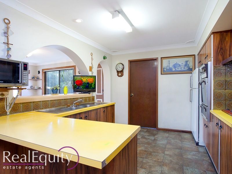 46 Rugby Crescent, Chipping Norton NSW 2170, Image 2