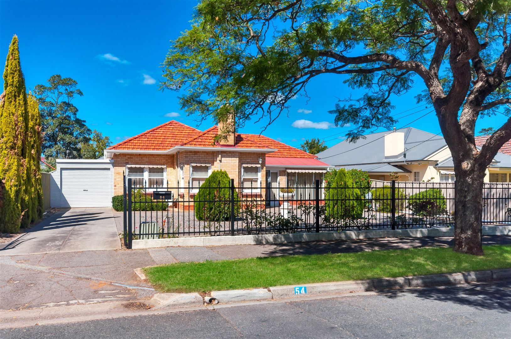 54 Narinna Avenue, Cumberland Park SA 5041, Image 0