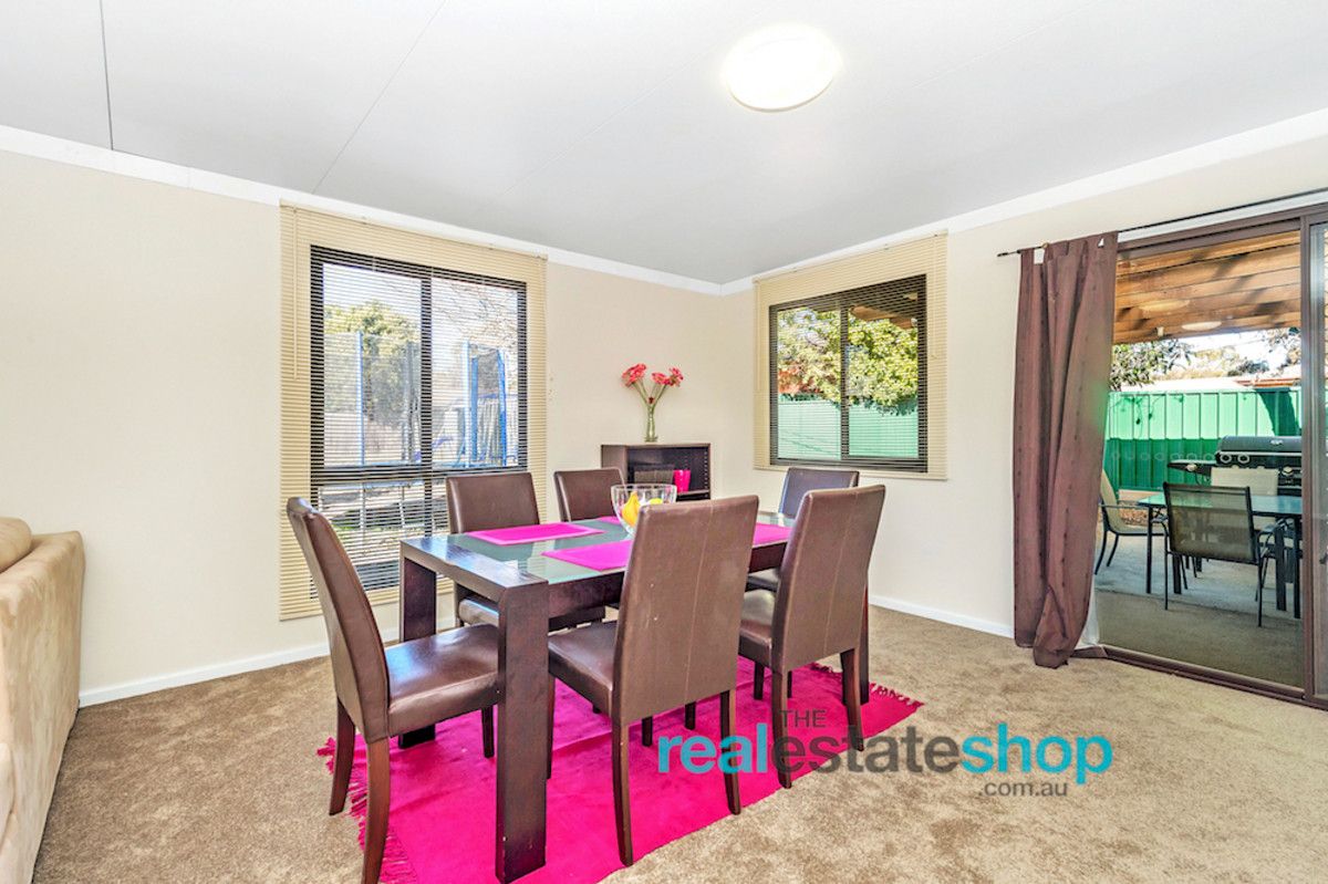 77 Goldstein Crescent, Chisholm ACT 2905, Image 2