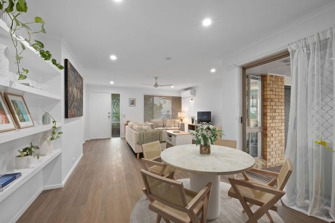 76 Saffron Street Elanora 4221 - Image 4