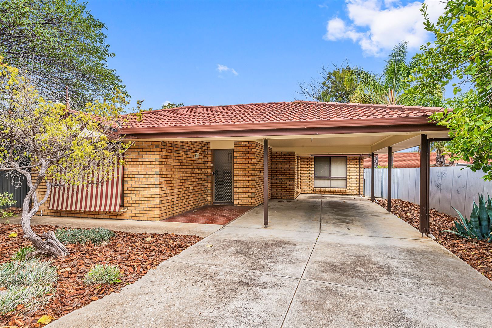 4 Sir James Hardy Way, Woodcroft SA 5162, Image 0