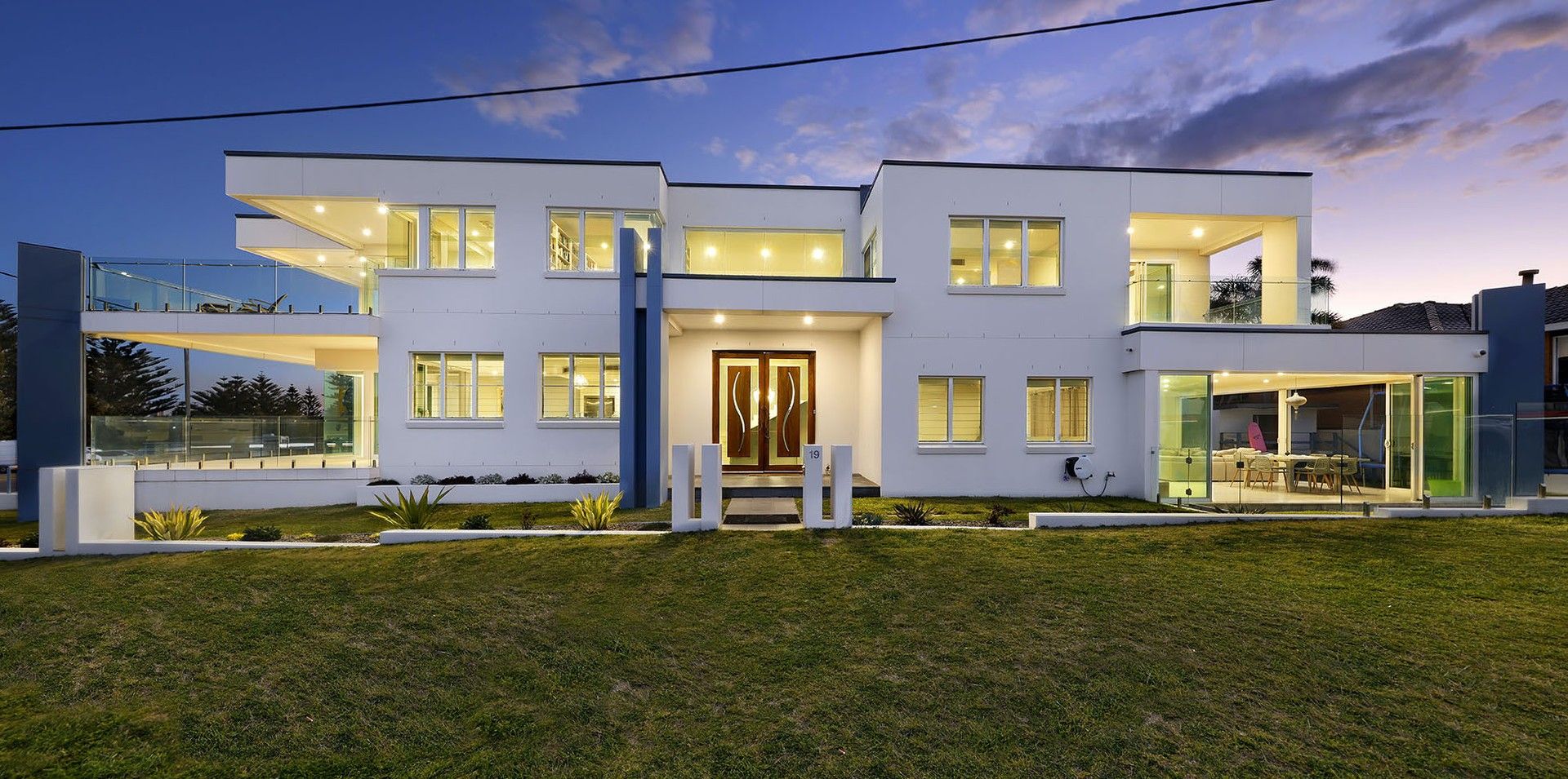 4 bedrooms House in 19 Mitchell Road CRONULLA NSW, 2230