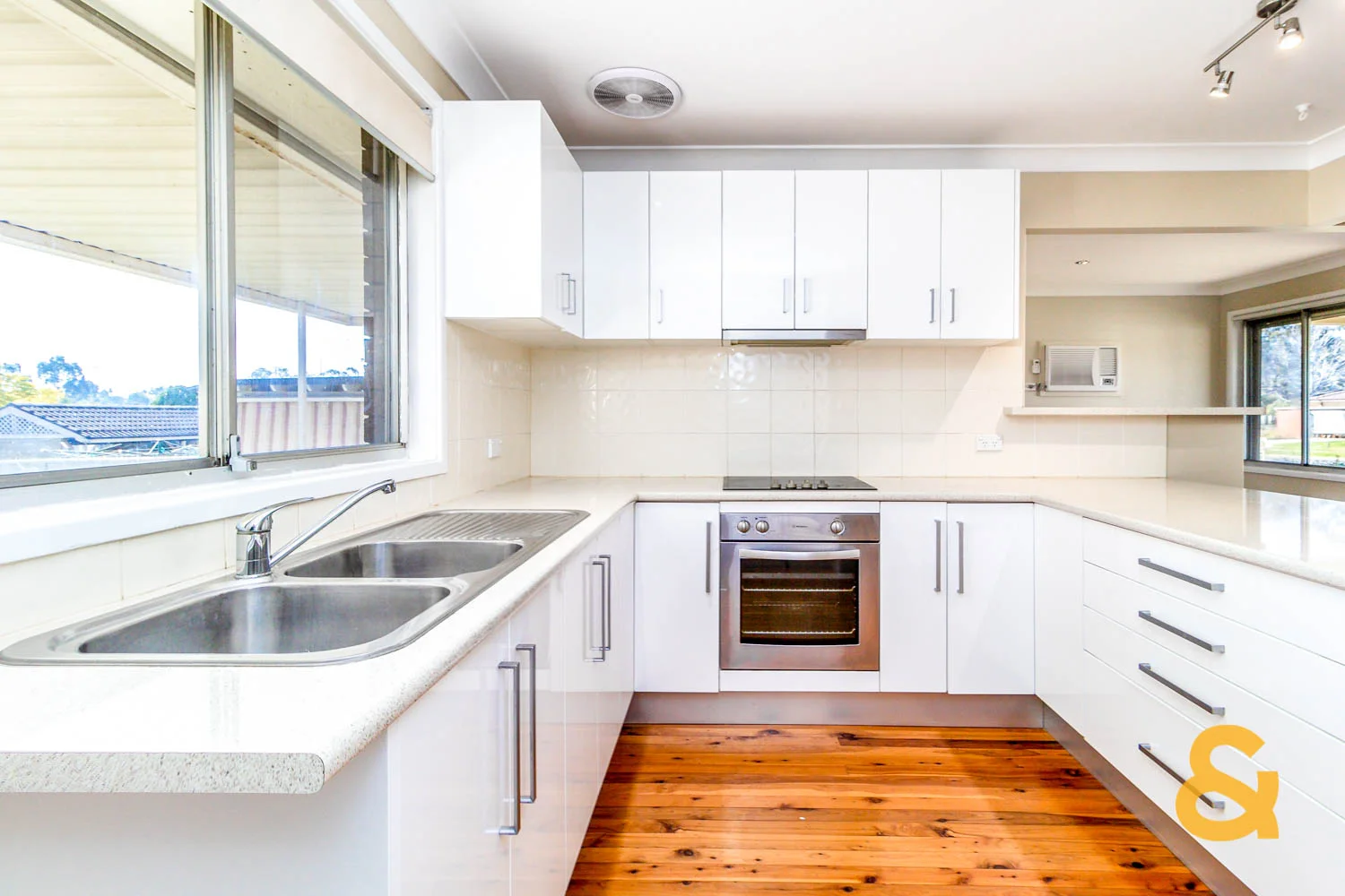 Additional image 4 of 15 Medlow Drive, Quakers Hill NSW 2763