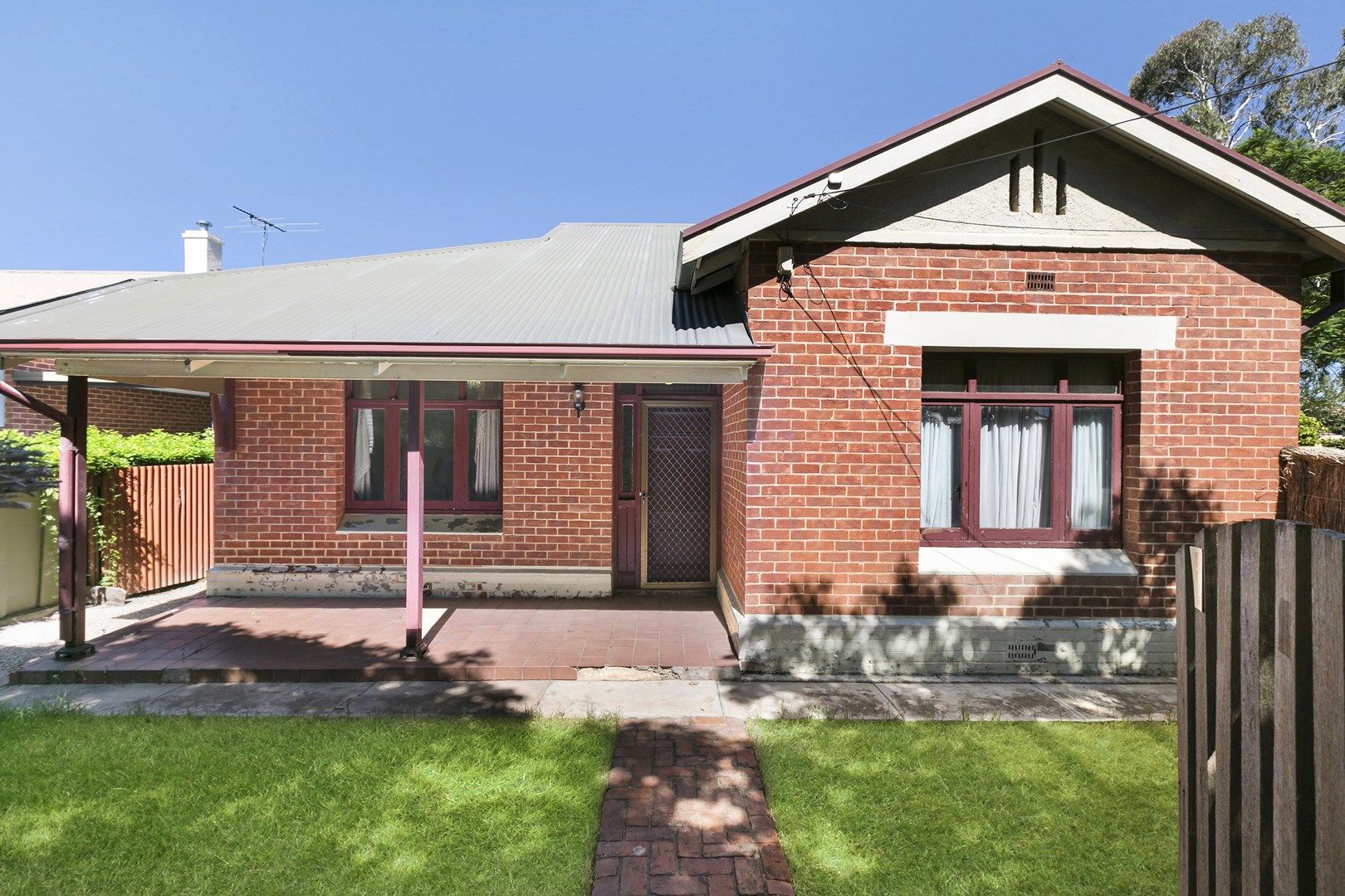 12 Oakfield Avenue, Clarence Park SA 5034, Image 0