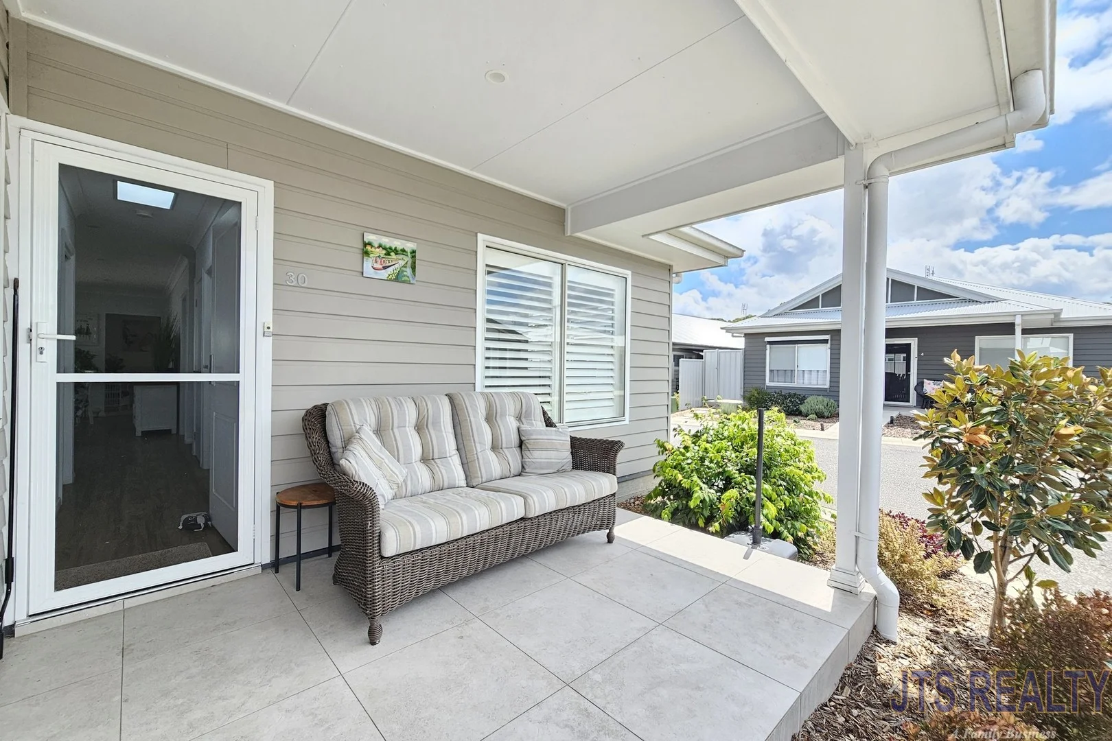 30/9080 New England Highway, Muswellbrook NSW 2333