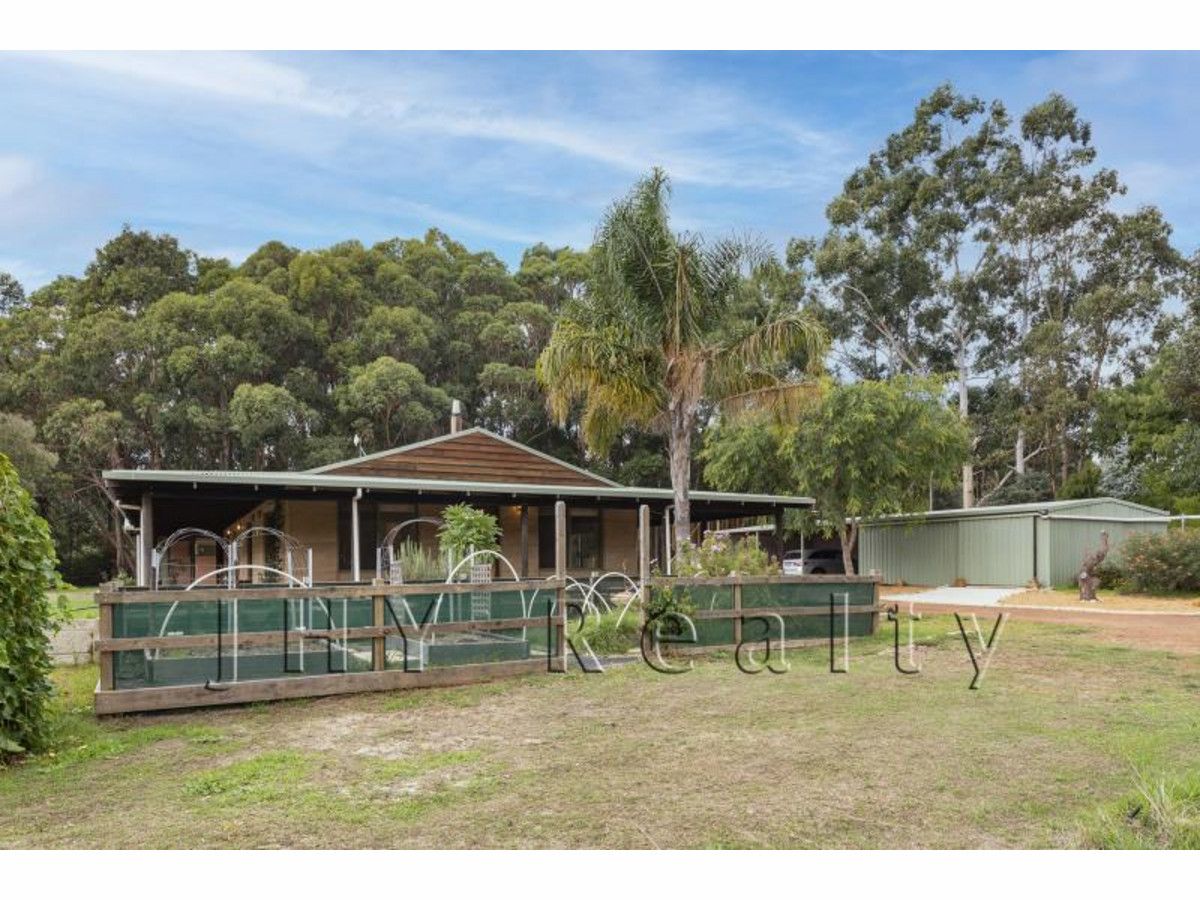 4 bedrooms House in 74 Bayfield Court YALLINGUP WA, 6282