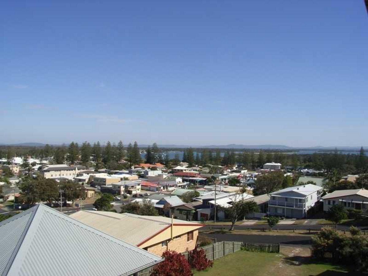 2 bedrooms Apartment / Unit / Flat in 4/11 Campbell's Lane YAMBA NSW, 2464