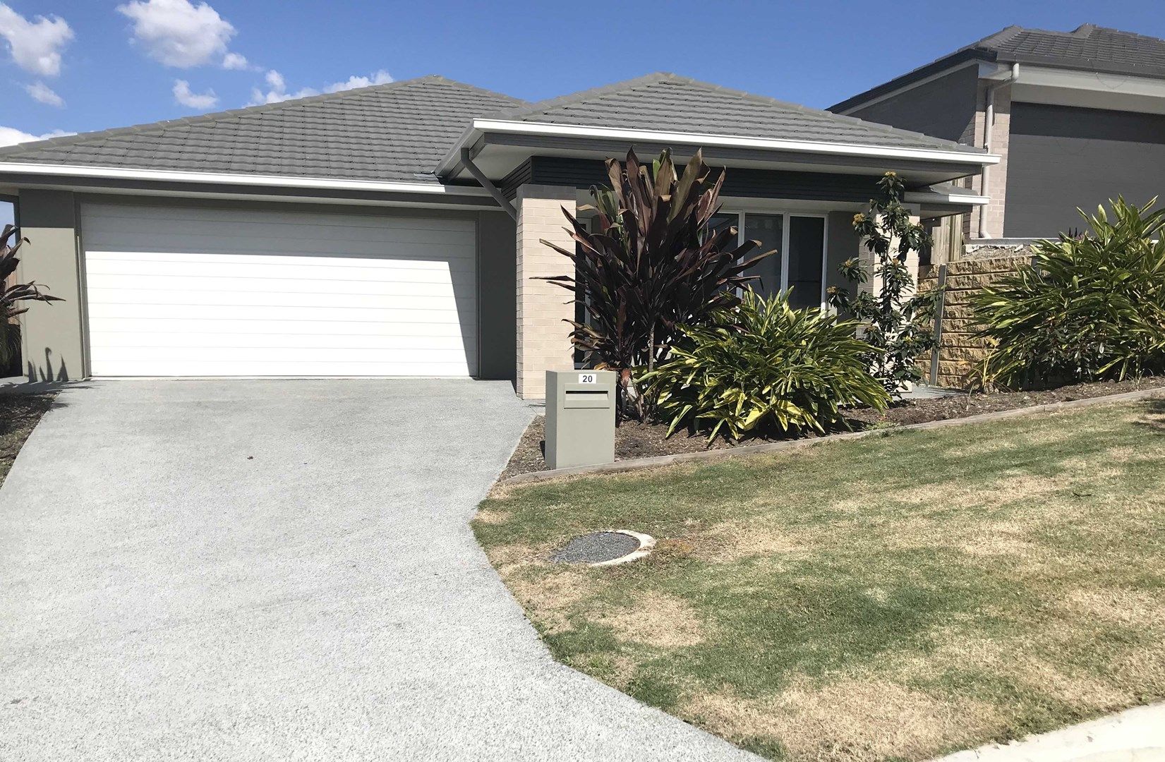 4 bedrooms House in 20 Gordon Street ORMEAU HILLS QLD, 4208