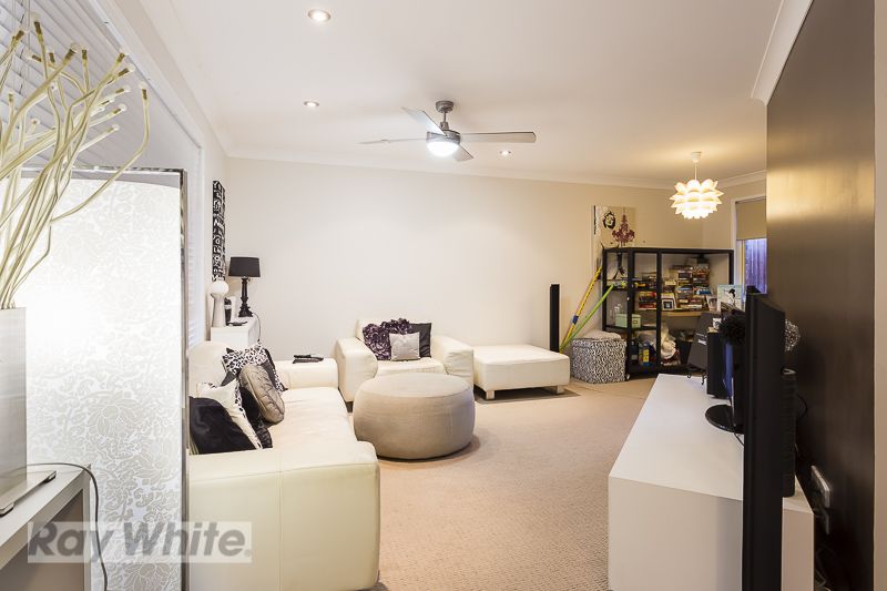 4 Achterberg Place, Victoria Point QLD 4165, Image 1
