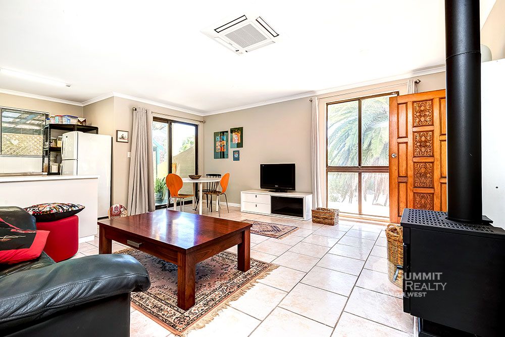 1 Colback Street, Binningup WA 6233, Image 2