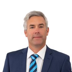 Your Local real estate agent Luke Munro from 31 O ...