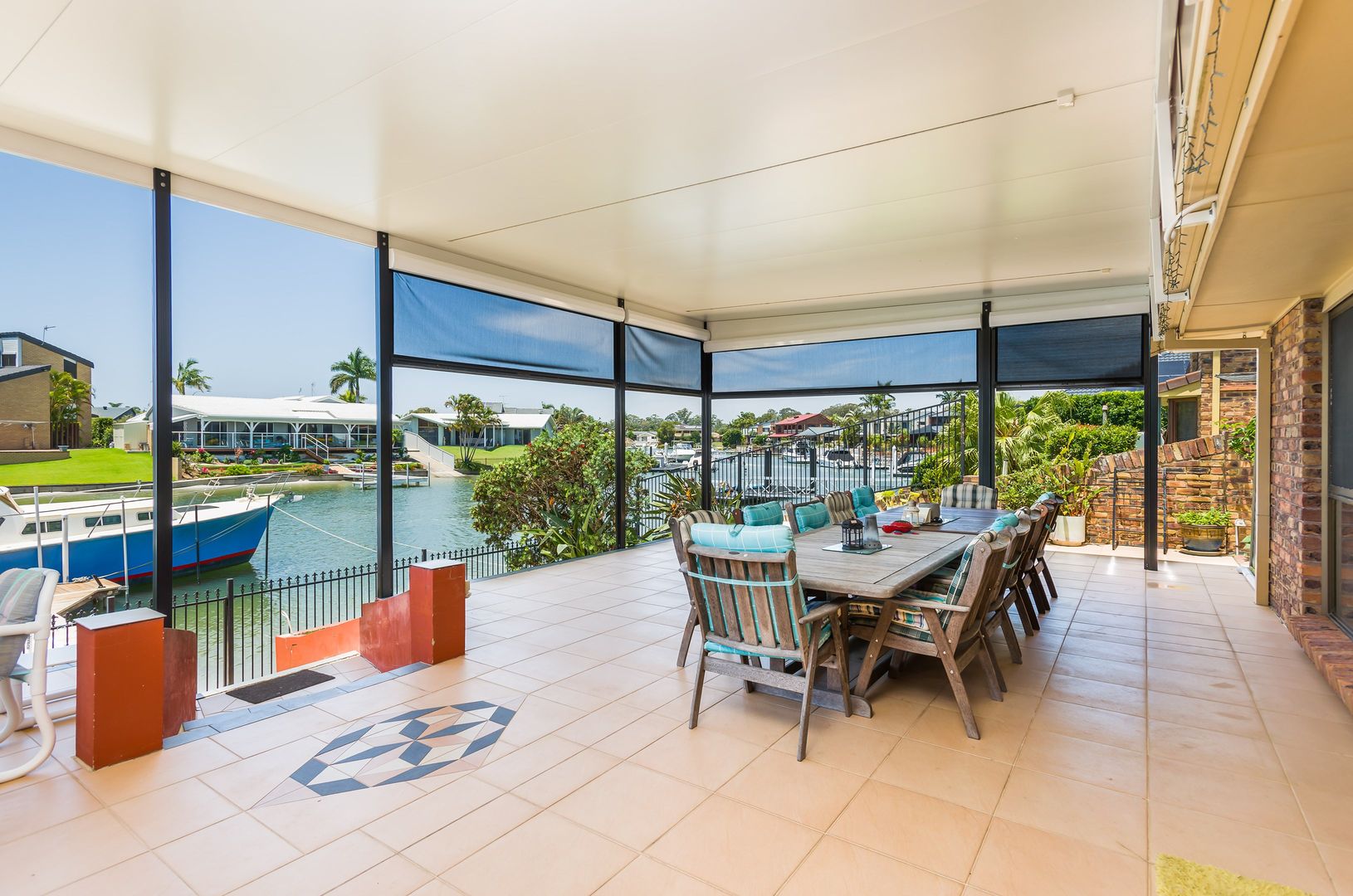 59 Tradewinds Avenue, Paradise Point QLD 4216, Image 1