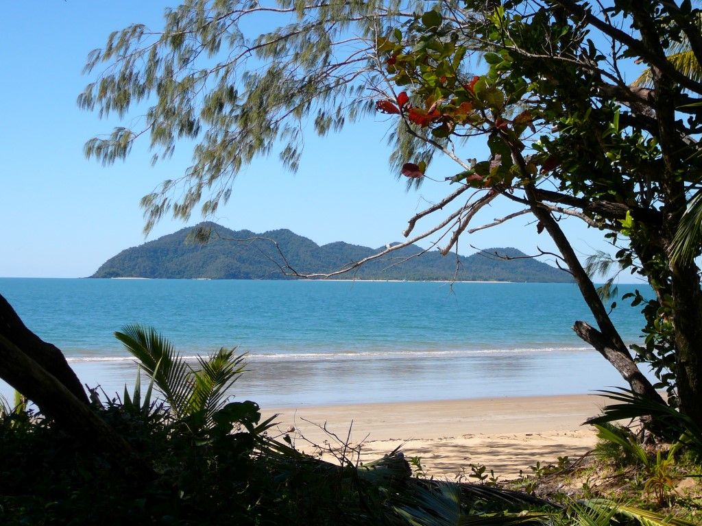 9 REID ROAD, Wongaling Beach QLD 4852, Image 2