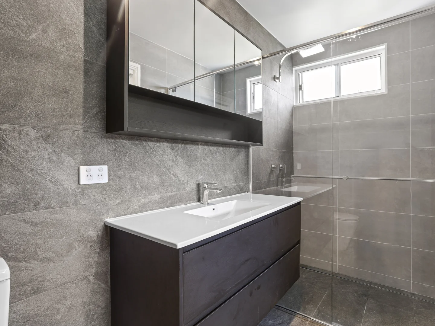 Additional image 5 of 1a Pottinger Crescent, Oxenford QLD 4210