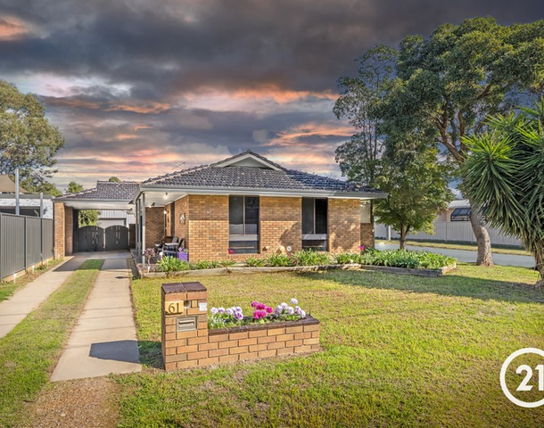 61 Campaspe Esplanade, Echuca VIC 3564