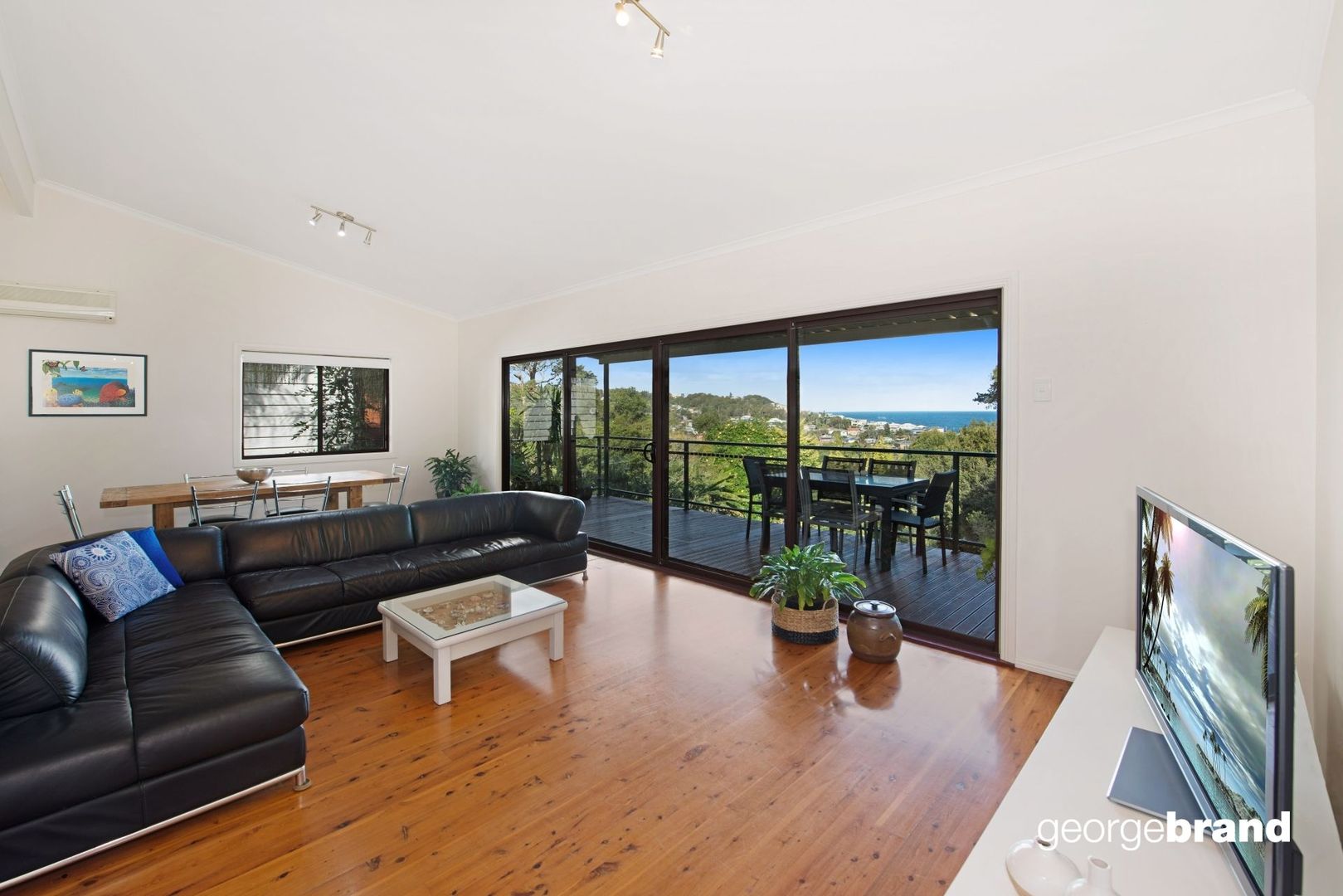 142 Del Mar Drive, Copacabana NSW 2251, Image 2