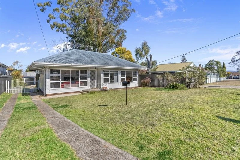 28 Cronin Street, Penrith NSW 2750