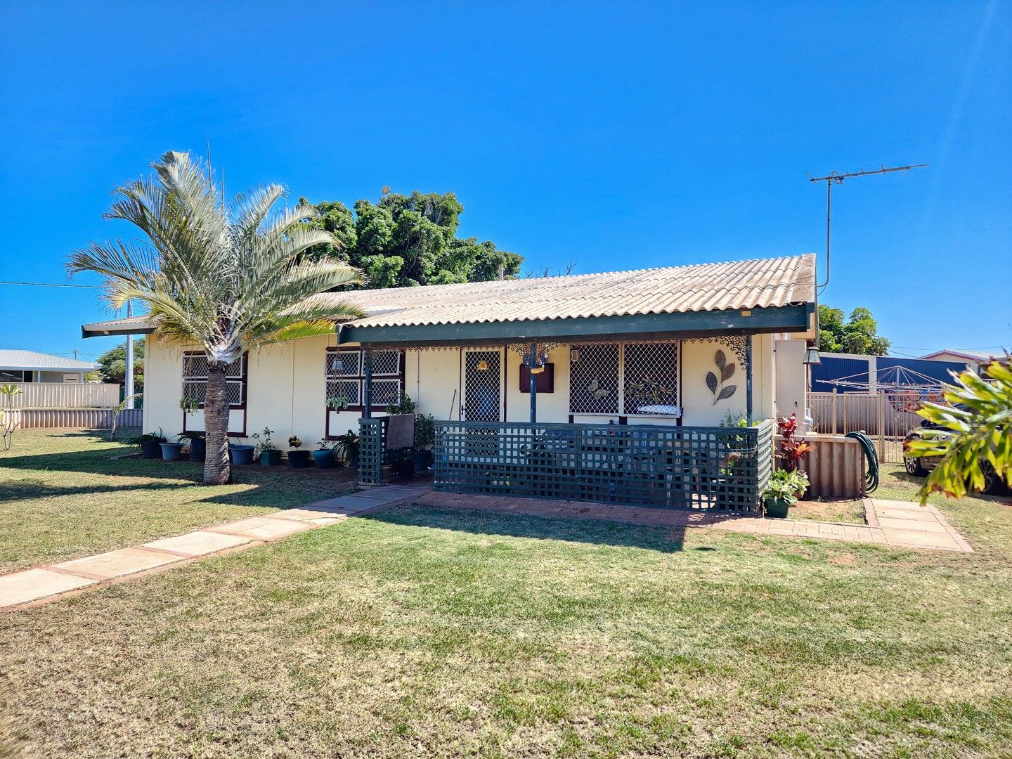 1 Ridley Place, Carnarvon WA 6701, Image 0