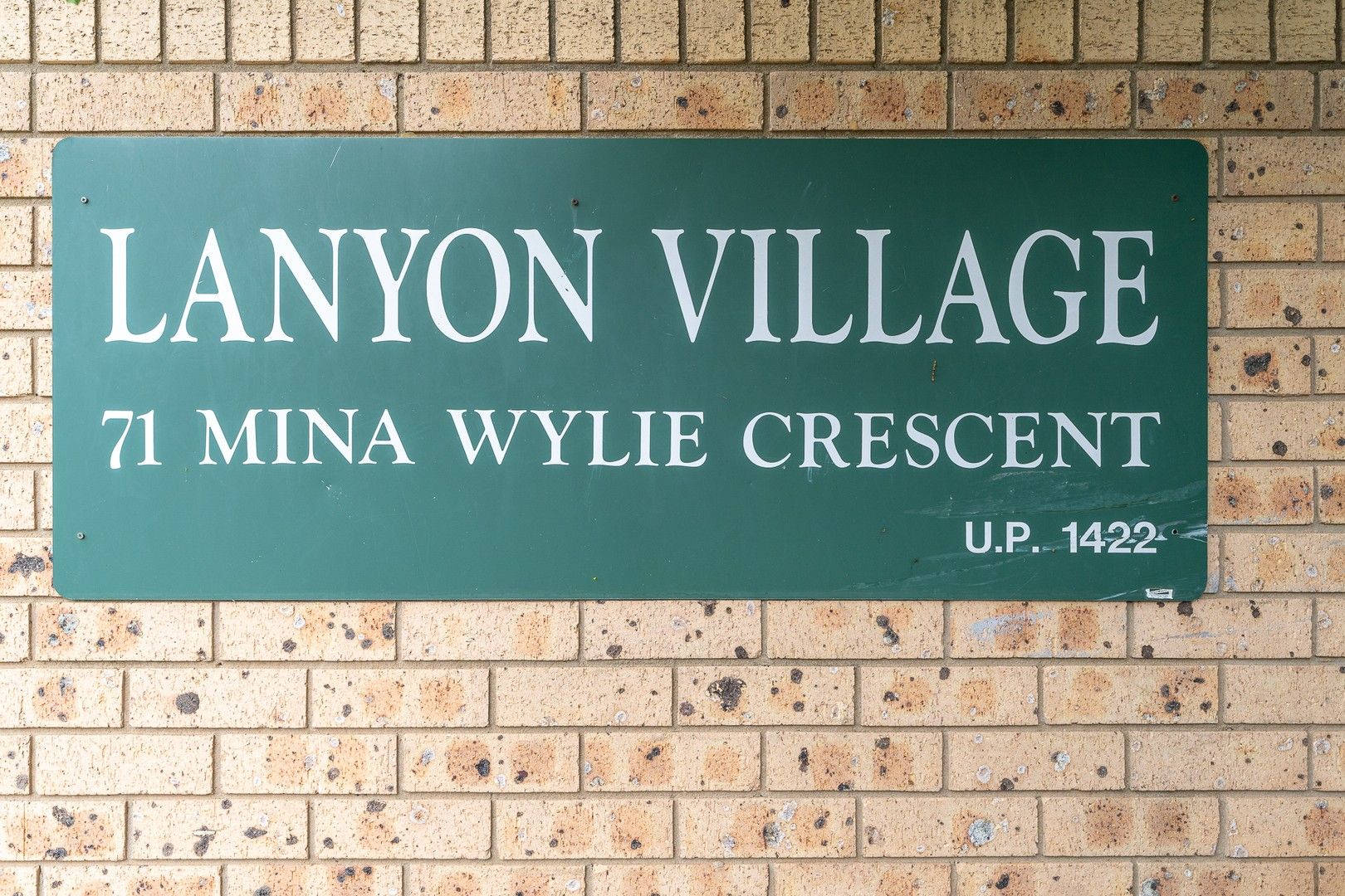 2 bedrooms Townhouse in 5/71 Mina Wylie Crescent GORDON ACT, 2906