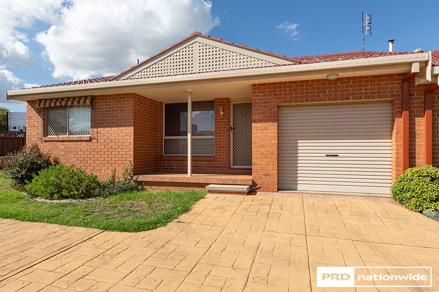 10 Curlew Crescent, Tamworth NSW 2340, Image 1