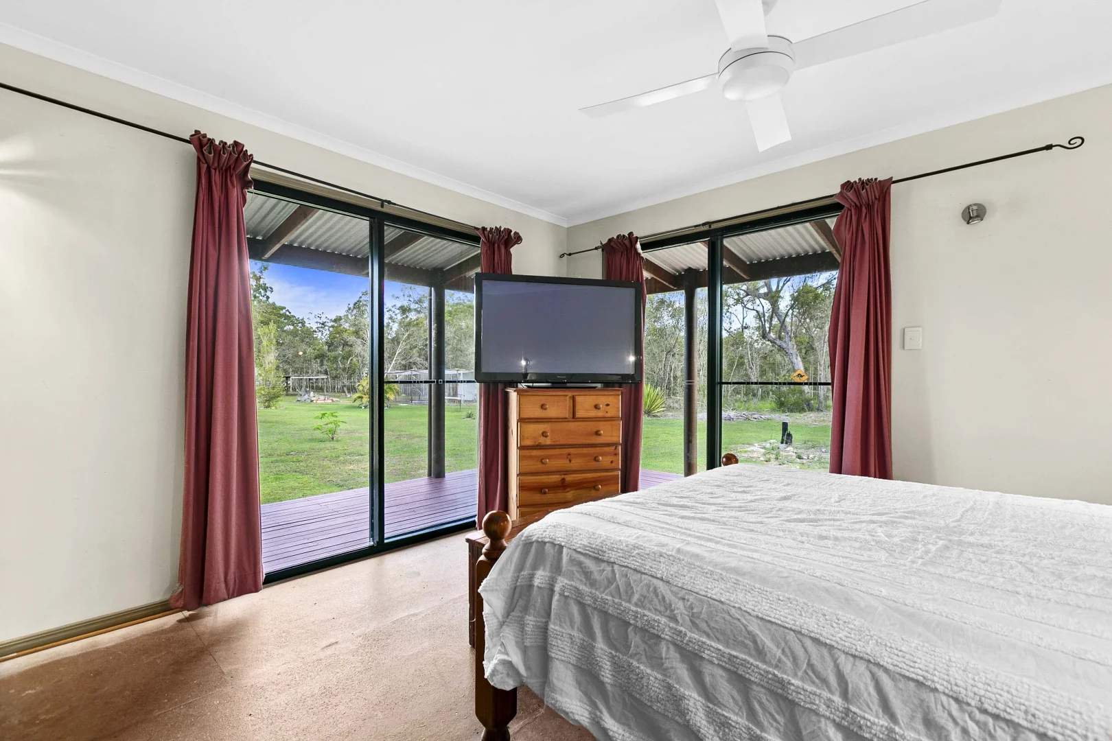 Additional image 11 of 297 Pacific Haven Cct, Pacific Haven QLD 4659