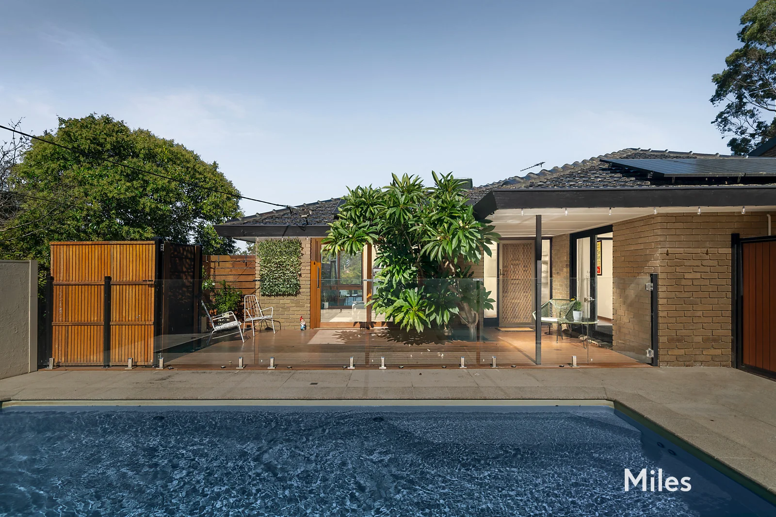 27 McAuley Drive, Rosanna VIC 3084