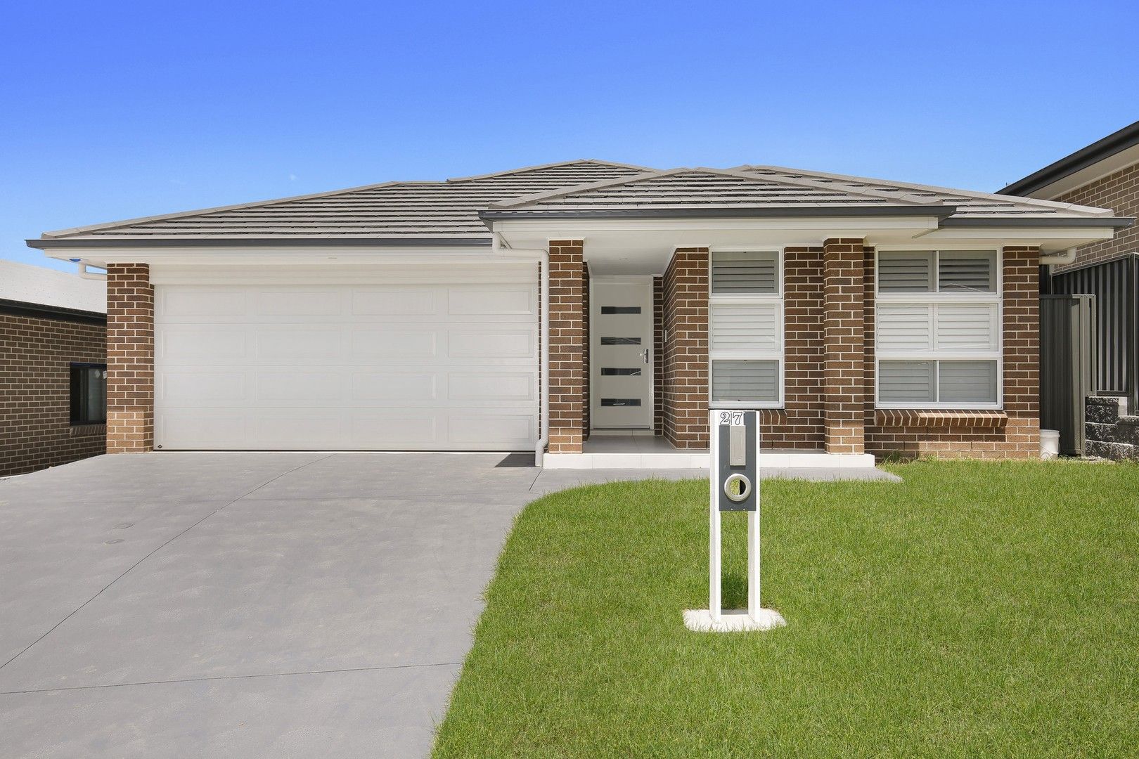4 bedrooms House in 27 Osage Street HORSLEY NSW, 2530