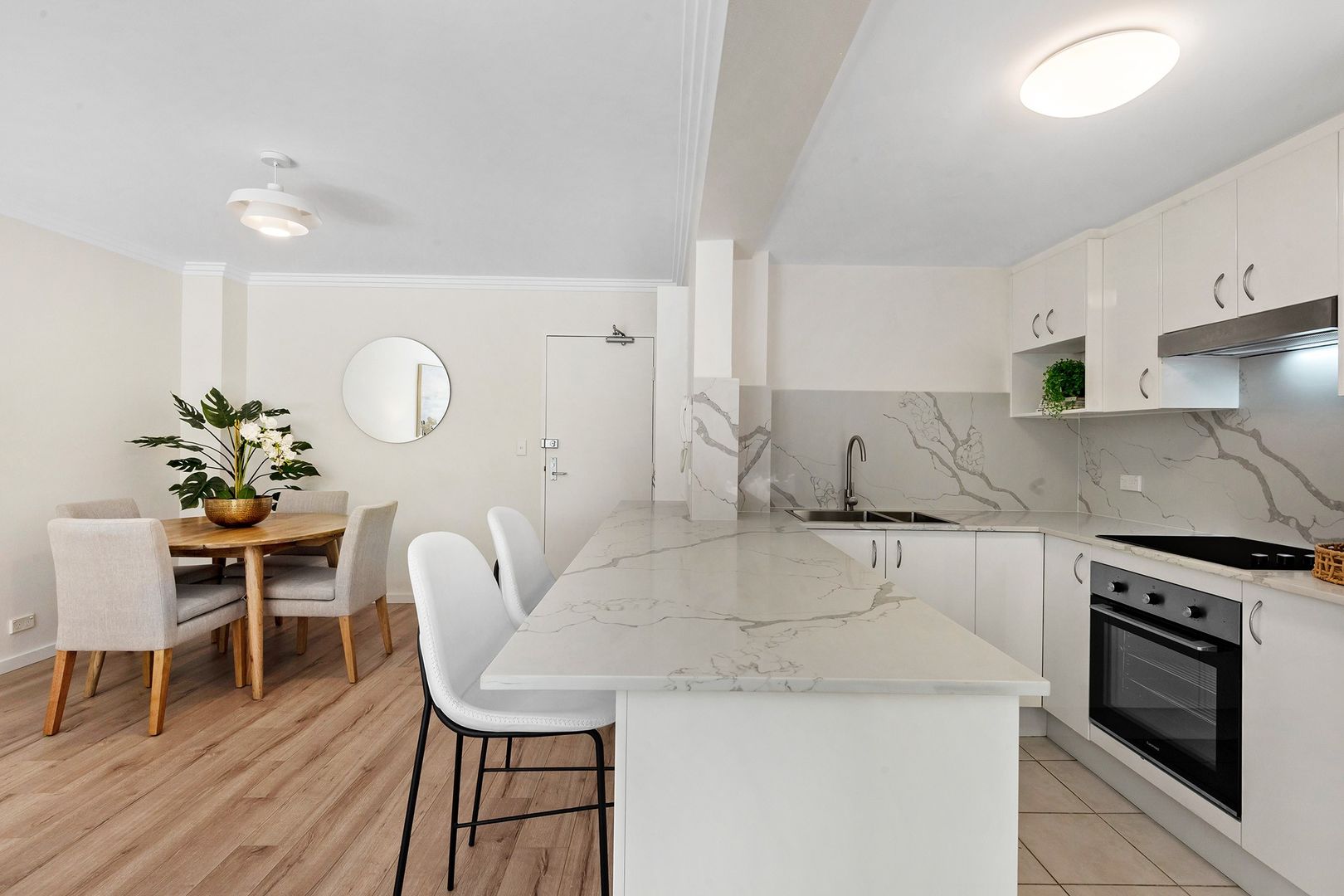 Unit 15/51 Pittwater Road, Manly NSW 2095, Image 2