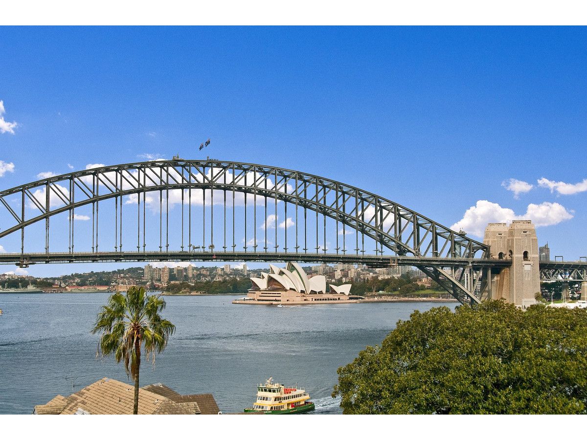 51/2-4 East Crescent Street, Mcmahons Point NSW 2060, Image 1