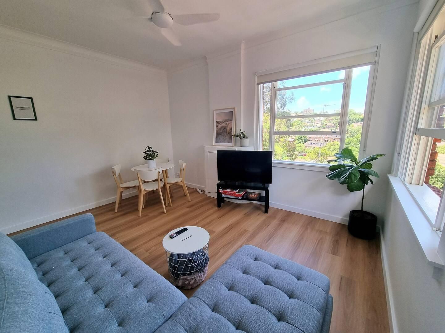 2 bedrooms Apartment / Unit / Flat in 4/325 Alfred Street North NEUTRAL BAY NSW, 2089