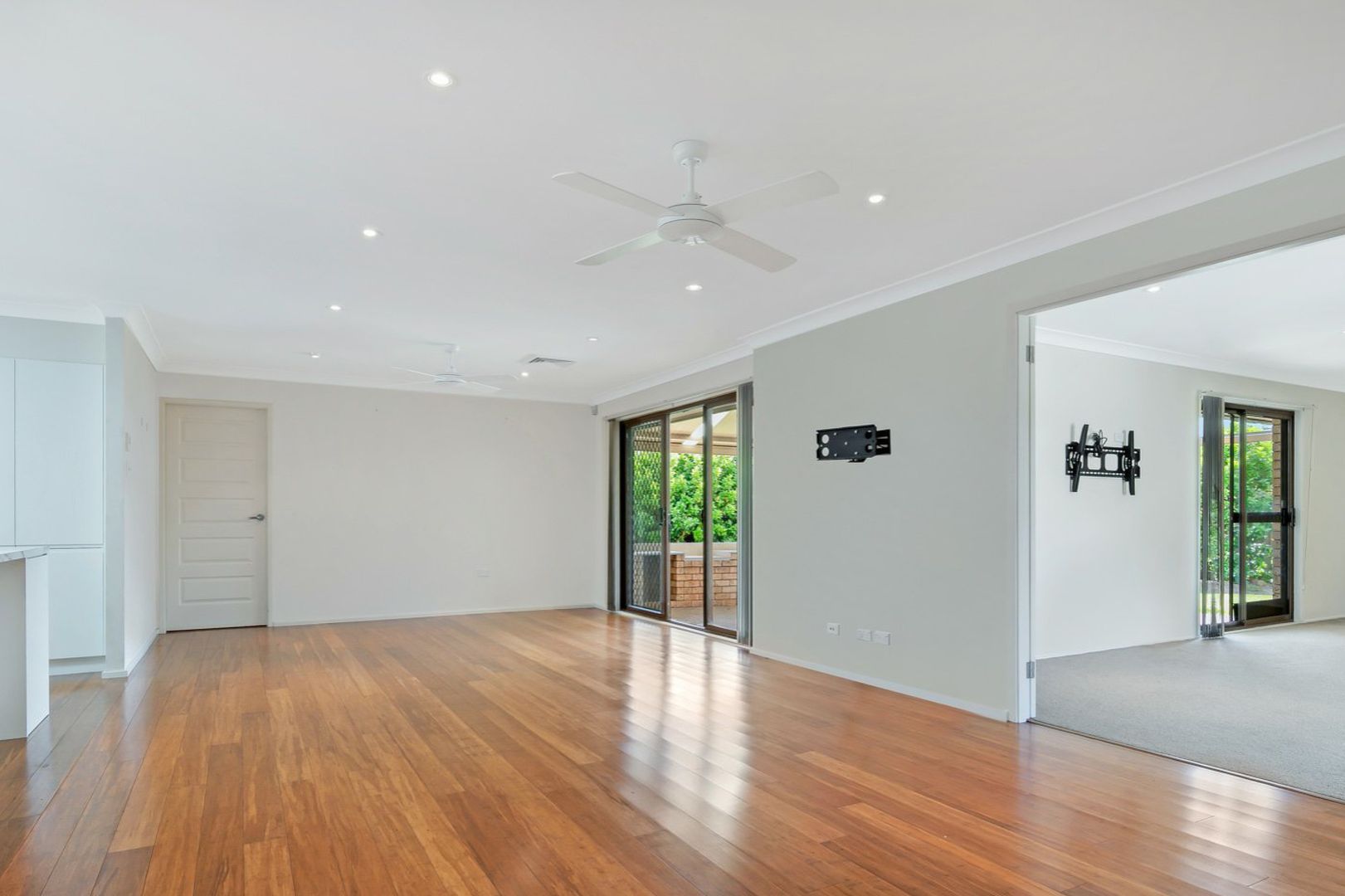 1 Whitehaven Place, Castle Hill NSW 2154, Image 2