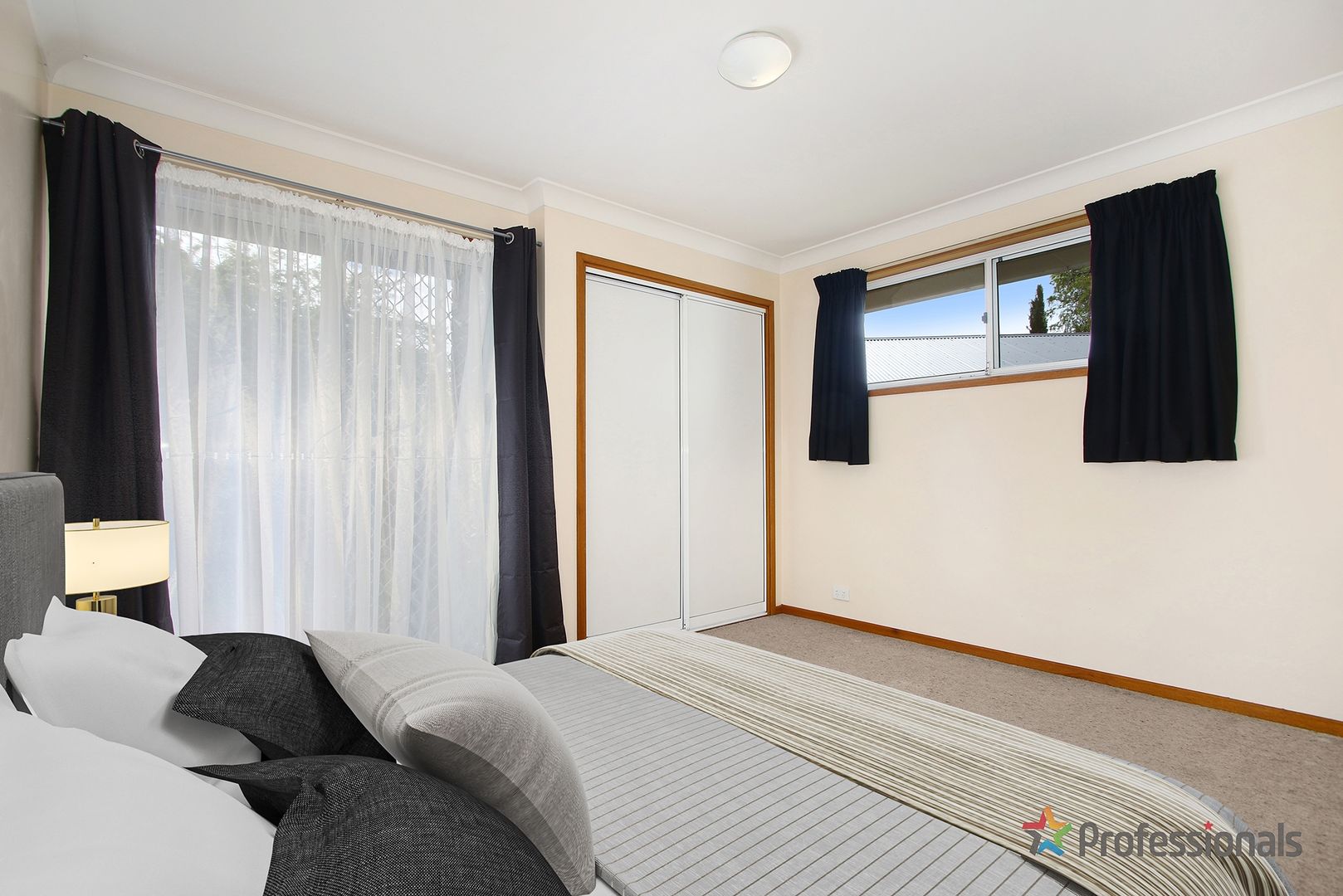 1/210-216 Donnelly Street, Armidale NSW 2350, Image 2