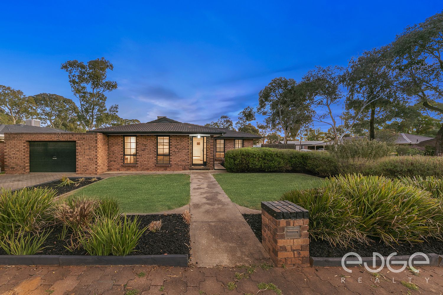 8 Coleridge Drive, Salisbury Par Property History & Address Research