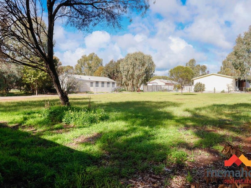 4, 2 Eighth Road, York WA 6302, Image 2