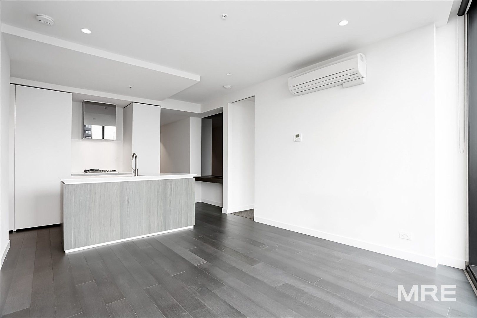 2 bedrooms Apartment / Unit / Flat in 4809/135 A'Beckett Street MELBOURNE VIC, 3000