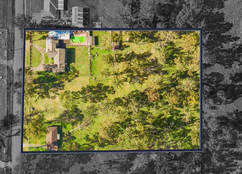 4 bedrooms Rural in 60 Eleventh Avenue AUSTRAL NSW, 2179