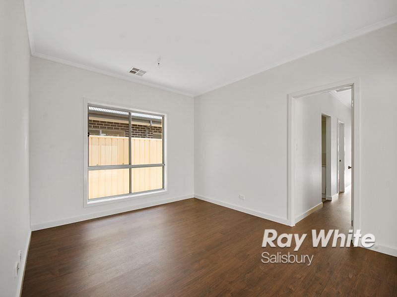 27 Carey Street, Elizabeth Park SA 5113, Image 2